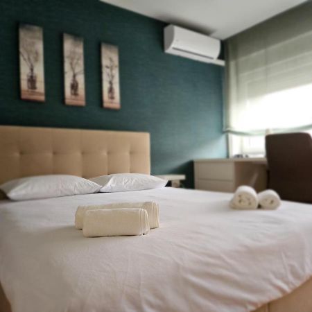 Comfort Rooms Remiza - Free Private Parking - Self Check-In Загреб Экстерьер фото
