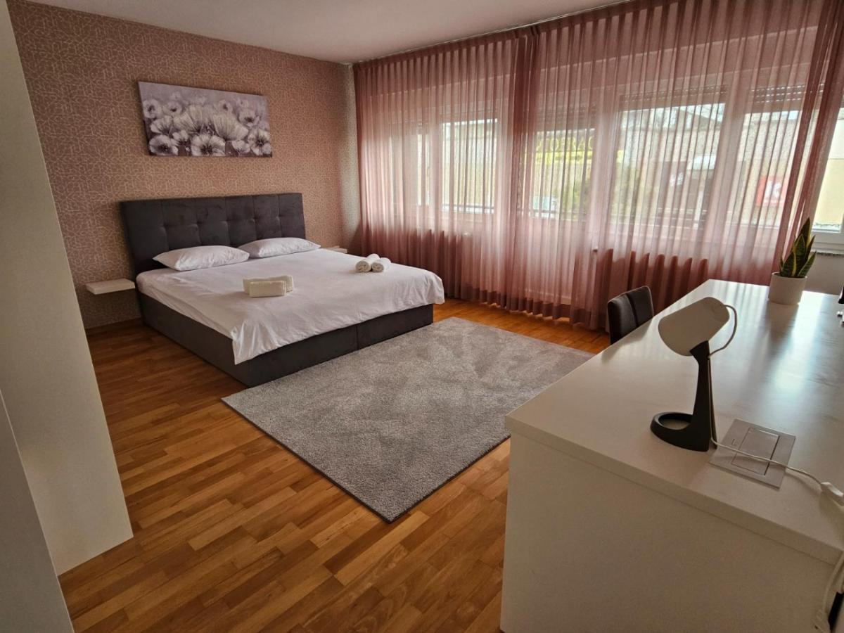 Comfort Rooms Remiza - Free Private Parking - Self Check-In Загреб Экстерьер фото