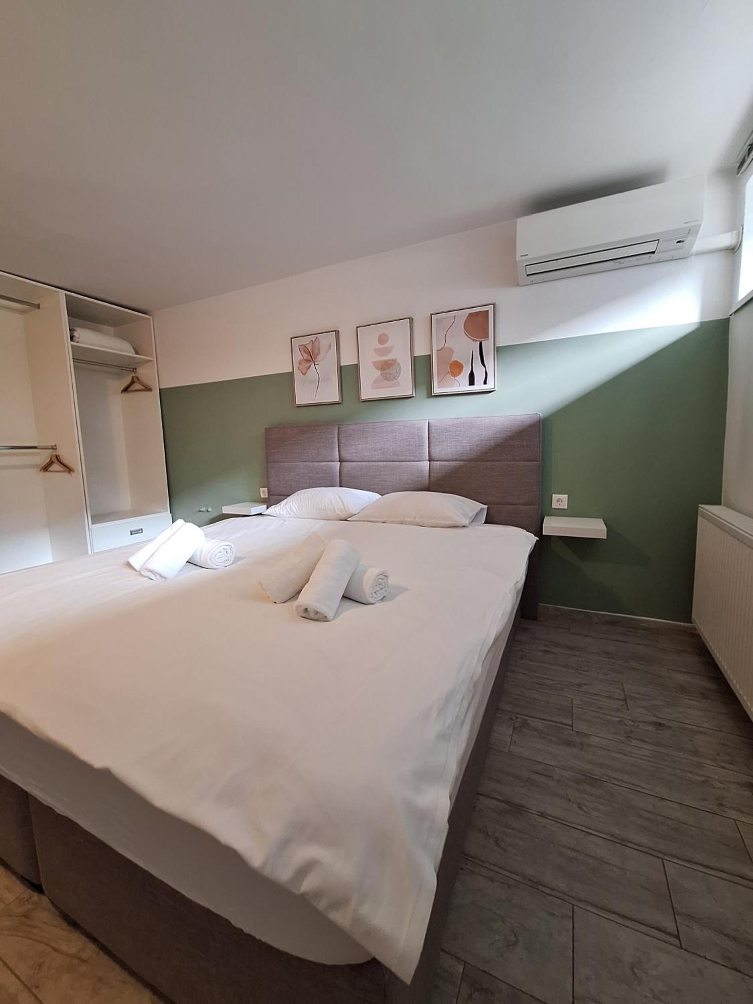 Comfort Rooms Remiza - Free Private Parking - Self Check-In Загреб Экстерьер фото